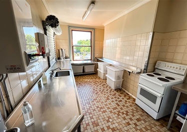 Nowra School of Arts - Kitchen2