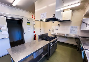 St-Georges-Basin-Community-Hall-Kitchen2