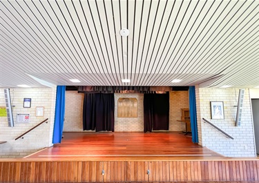 St-Georges-Basin-Community-Hall-Main-Stage