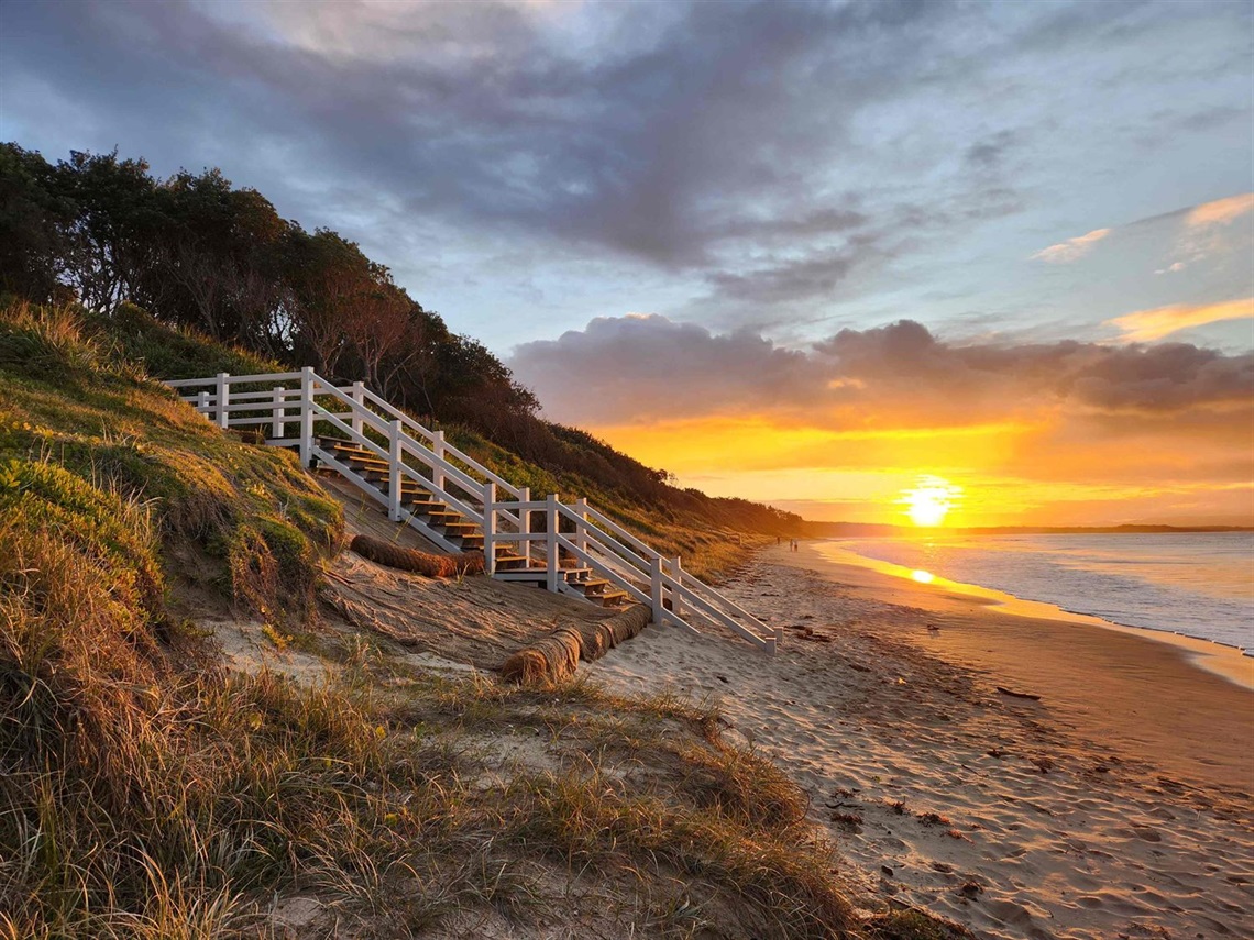 CURRARONG SUNSET STAIRS LOW RES.jpg