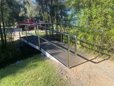 New-Footbridge-Paul-Bland-Reserve.jpg