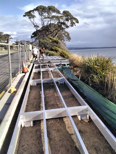 Hyams-Beach-Decking-on-the-viewing-platform.jpg