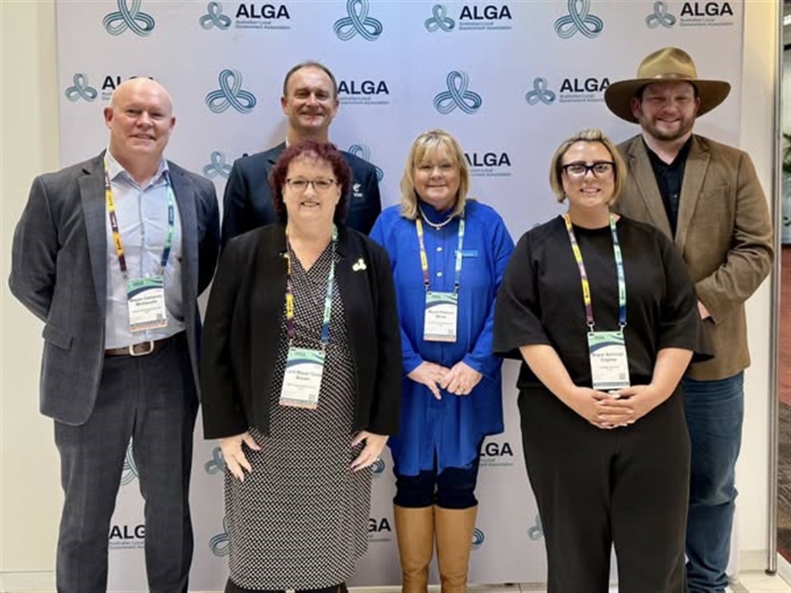 Mayors at ALGA NGA.jpg