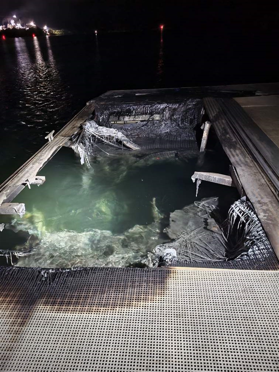 pontoon damage.jpg