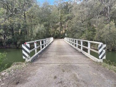 Existing-Murrays-Bridge.jpg