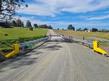 Smarts-Bridge-without-seal.jpg