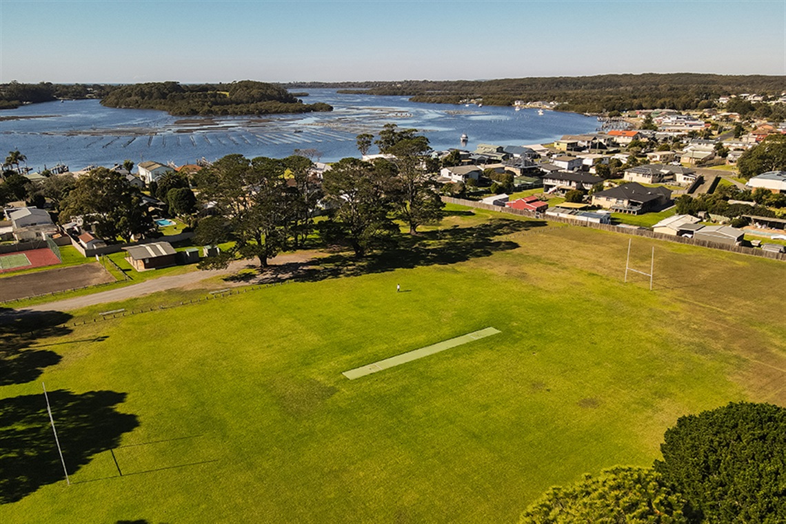 Gordon Ravell Oval
