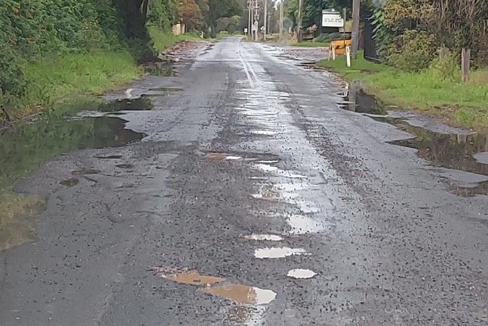 Millbank Rd - road damage - Recover - 9Apr22.jpg